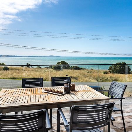 Moeraki Beach Haven - Otago Beachfront Home Екстериор снимка