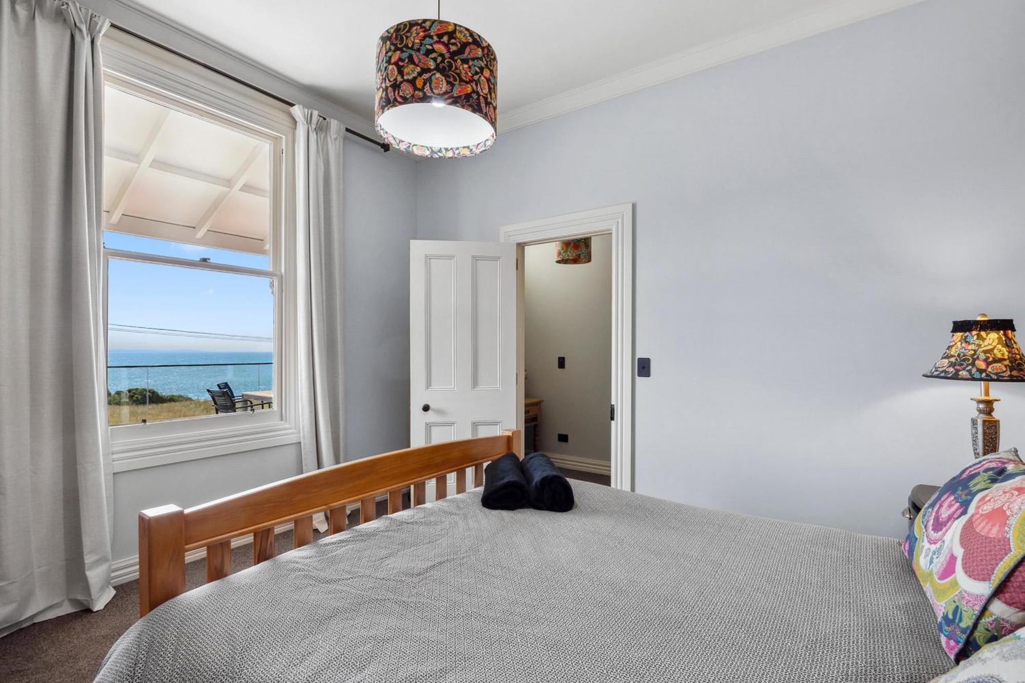 Moeraki Beach Haven - Otago Beachfront Home Екстериор снимка