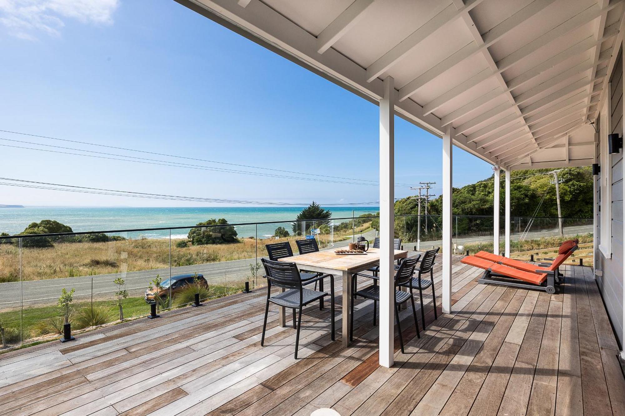 Moeraki Beach Haven - Otago Beachfront Home Екстериор снимка