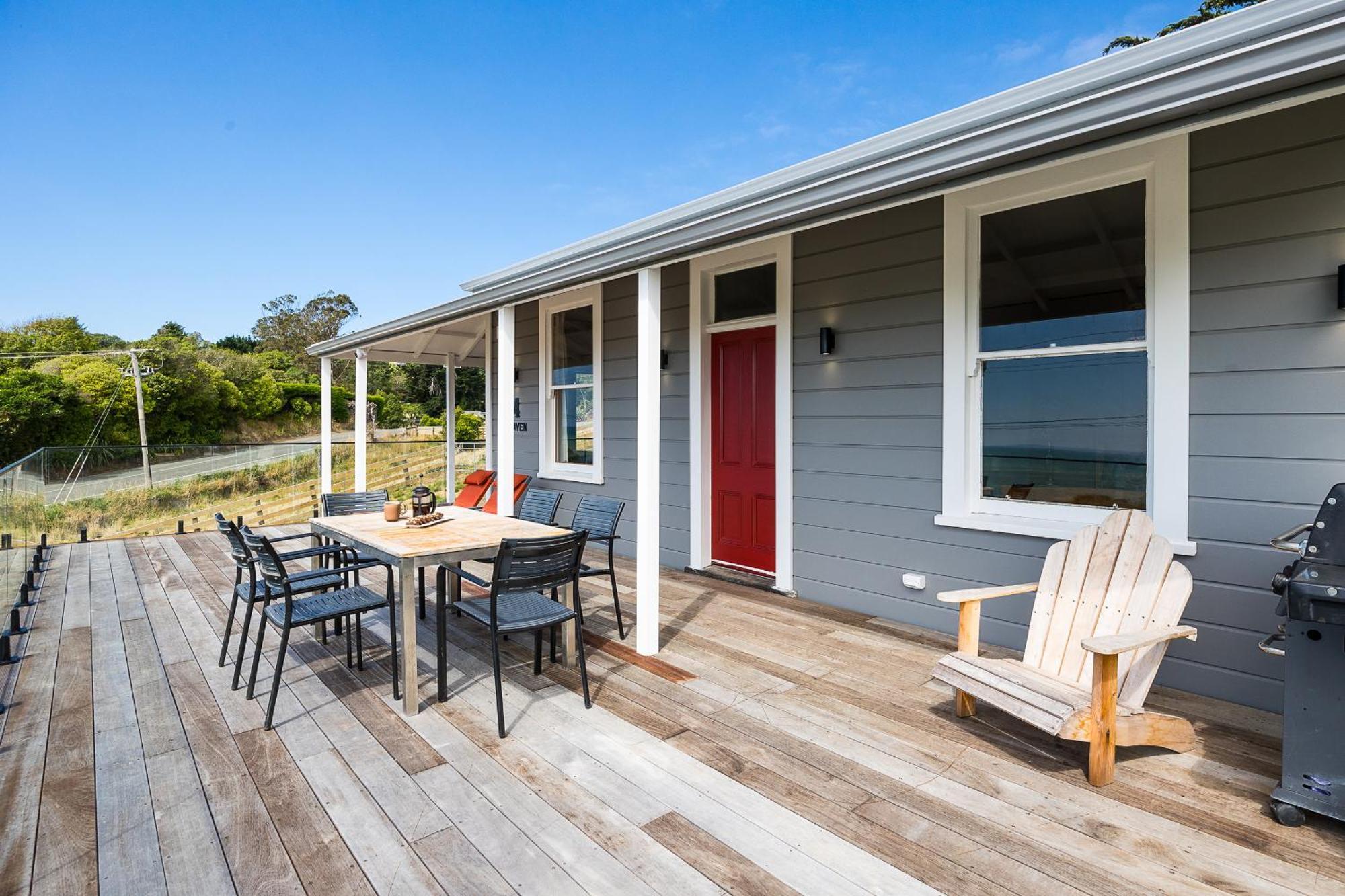 Moeraki Beach Haven - Otago Beachfront Home Екстериор снимка